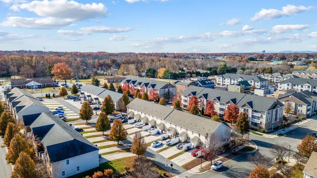 $284,900 | 122 Colonnade Street, Lynchburg, VA 24502