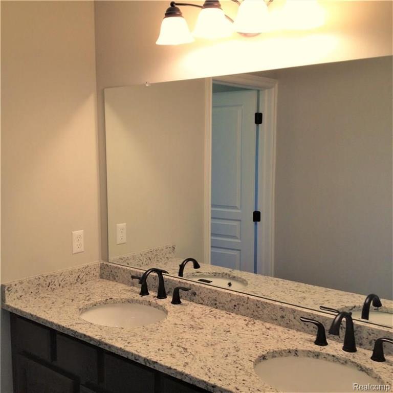 5622 Fox Ridge Drive Clarkston, MI 48348 - Photo 30 of 57