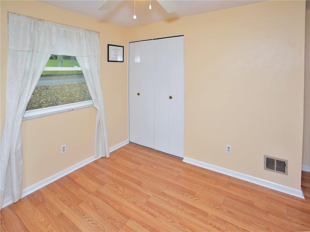 468 Filmore Road Pittsburgh, PA 15221 - Photo 15 of 19