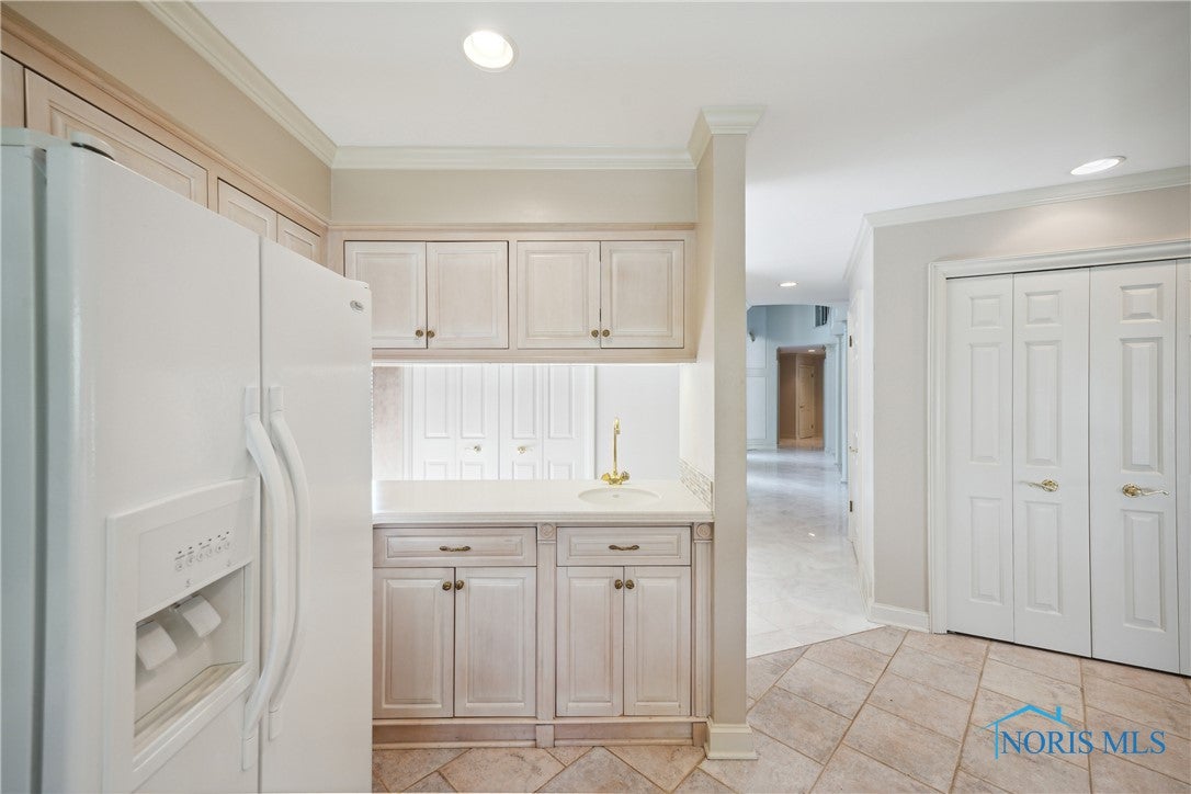 5532 Fox Hill Road Toledo, OH 43623 - Photo 12 of 50 Gallery Image 12