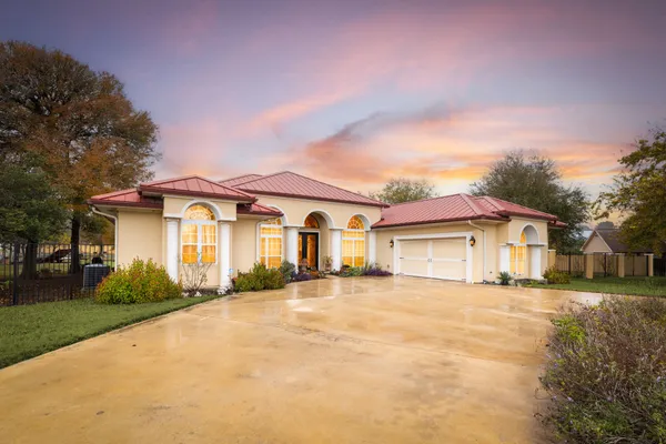 $797,100 | 1202 Sierra Vista Cove, Lockhart, TX 78644