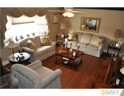3 Winton Road East Brunswick, NJ 08816 - Photo 2 of 20 Gallery Image 2