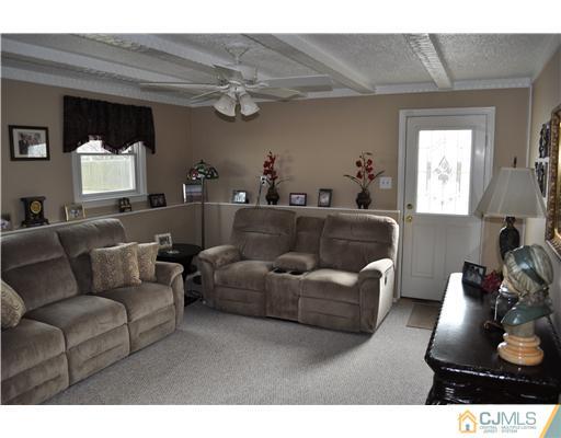 3 Winton Road East Brunswick, NJ 08816 - Photo 11 of 20 Gallery Image 11