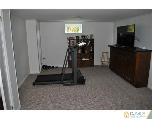 3 Winton Road East Brunswick, NJ 08816 - Photo 18 of 20 Gallery Image 18