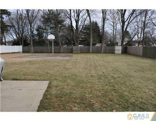 3 Winton Road East Brunswick, NJ 08816 - Photo 19 of 20 Gallery Image 19