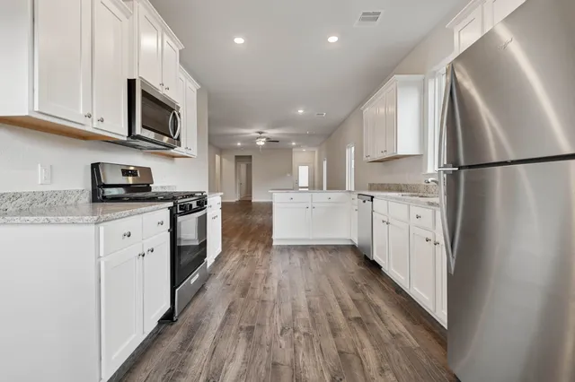 $292,900 | 15542 Caramel Spgs Drive, Conroe, TX 77303