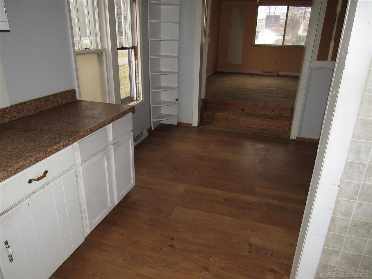 3015 Emmons Avenue Rochester Hills, MI 48307 - Photo 25 of 39