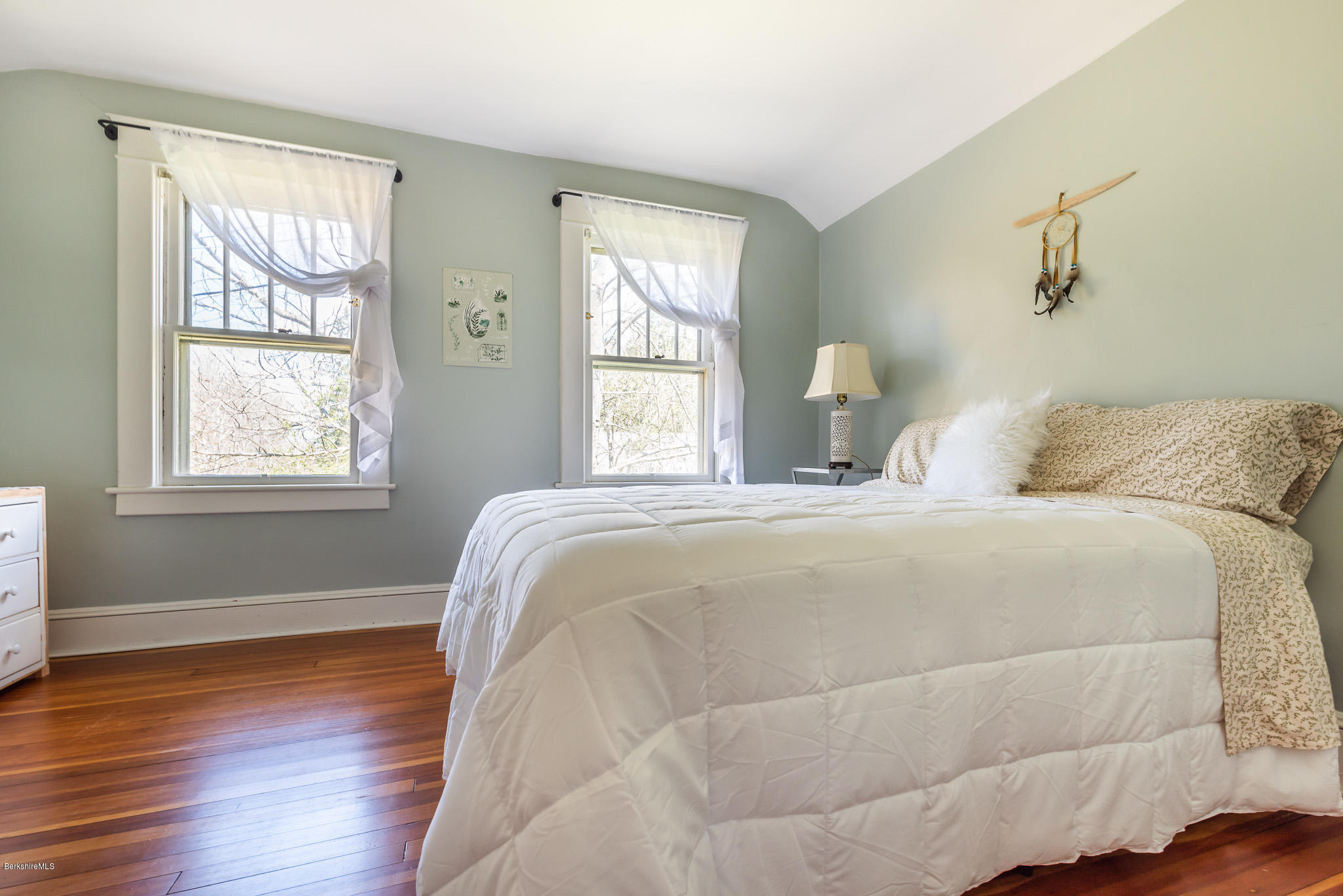37 Stockbridge Road West Stockbridge, MA 01266 - Photo 23 of 29 Master Bedroom