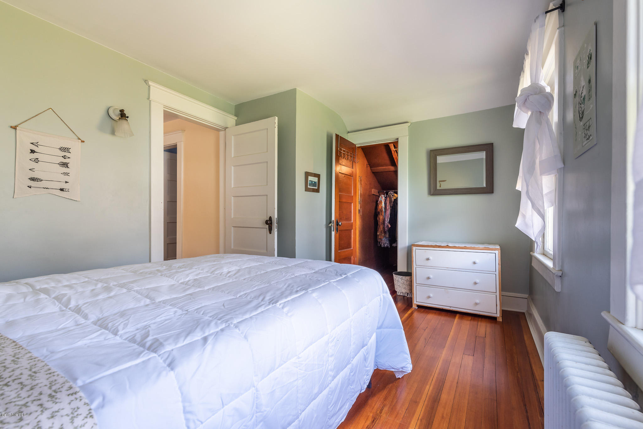 37 Stockbridge Road West Stockbridge, MA 01266 - Photo 24 of 29 Master Bedroom2