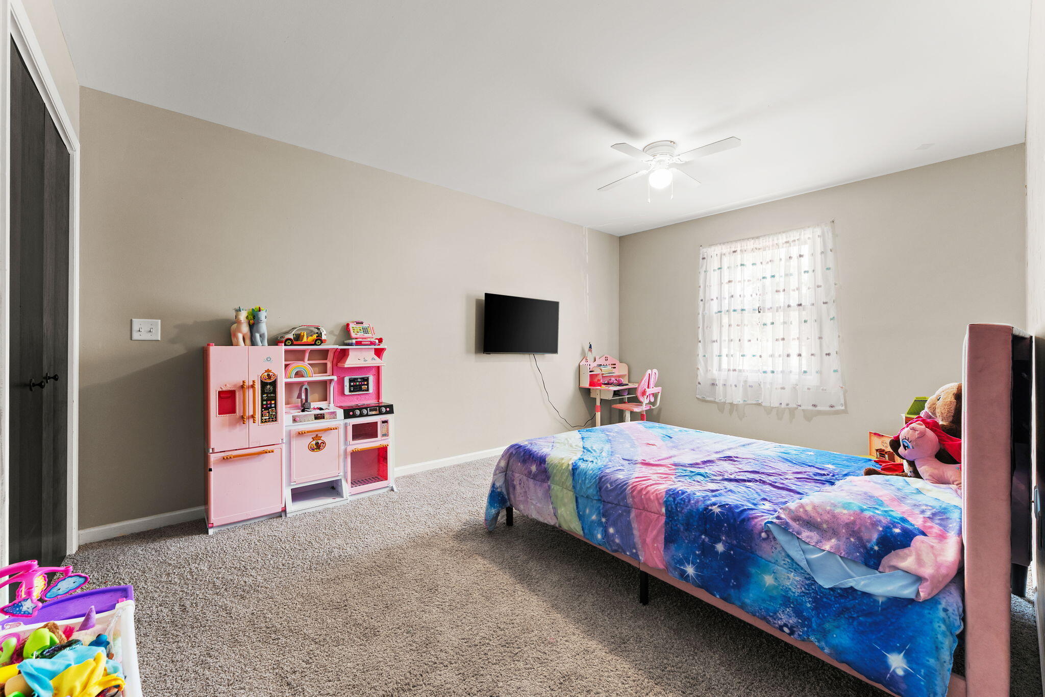 1318 Whippoorwill Road Valparaiso, IN 46383 - Photo 15 of 25 2048x1365
