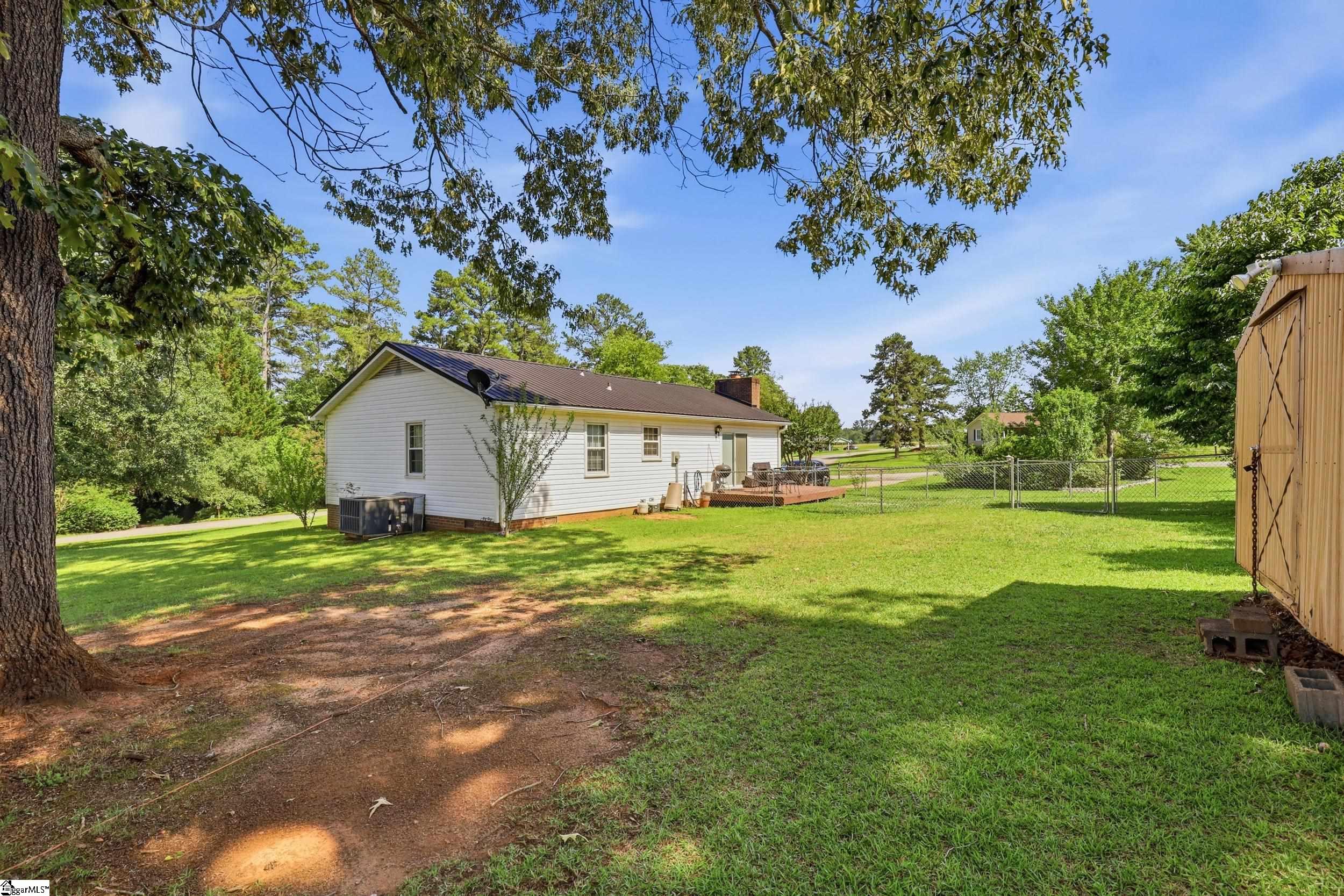 100 Elm Court Easley, SC 29642 - Photo 25 of 35