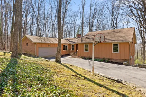 $775,000 | 707 Windy Way, Signal Mountain, TN 37377