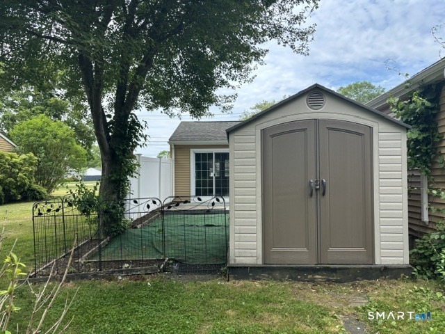 32 Meryl Court, Unit 32 Groton, CT 06340 - Photo 4 of 18