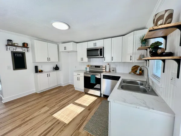 $168,000 | 104 4th Street Northeast, Barnesville, MN 56514