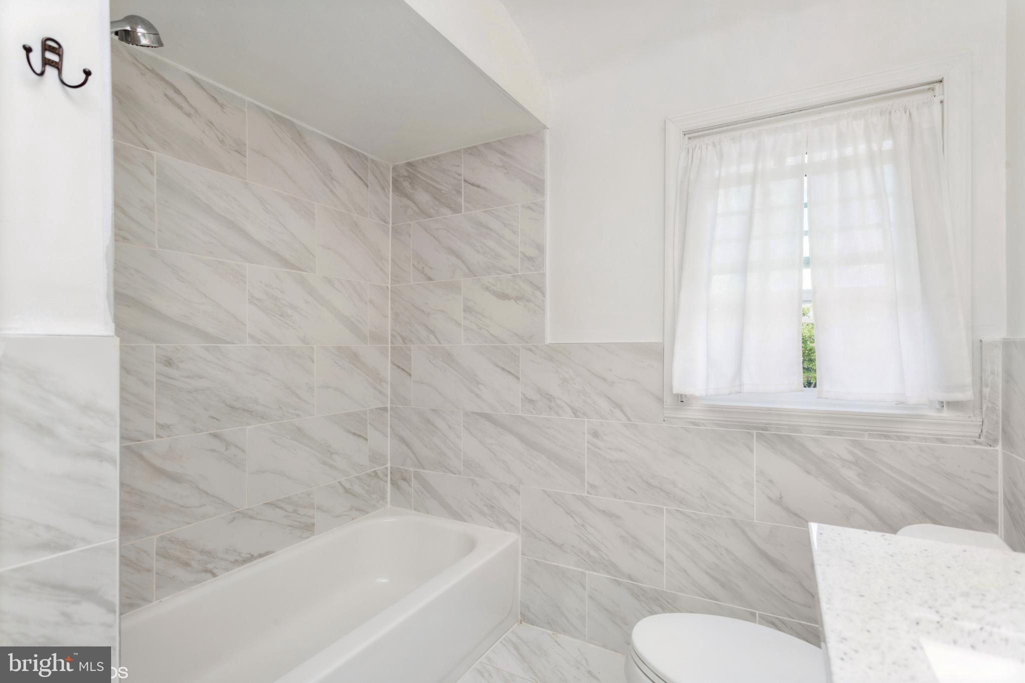 5111 Underwood Road Baltimore, MD 21212 - Photo 27 of 33 Bathroom