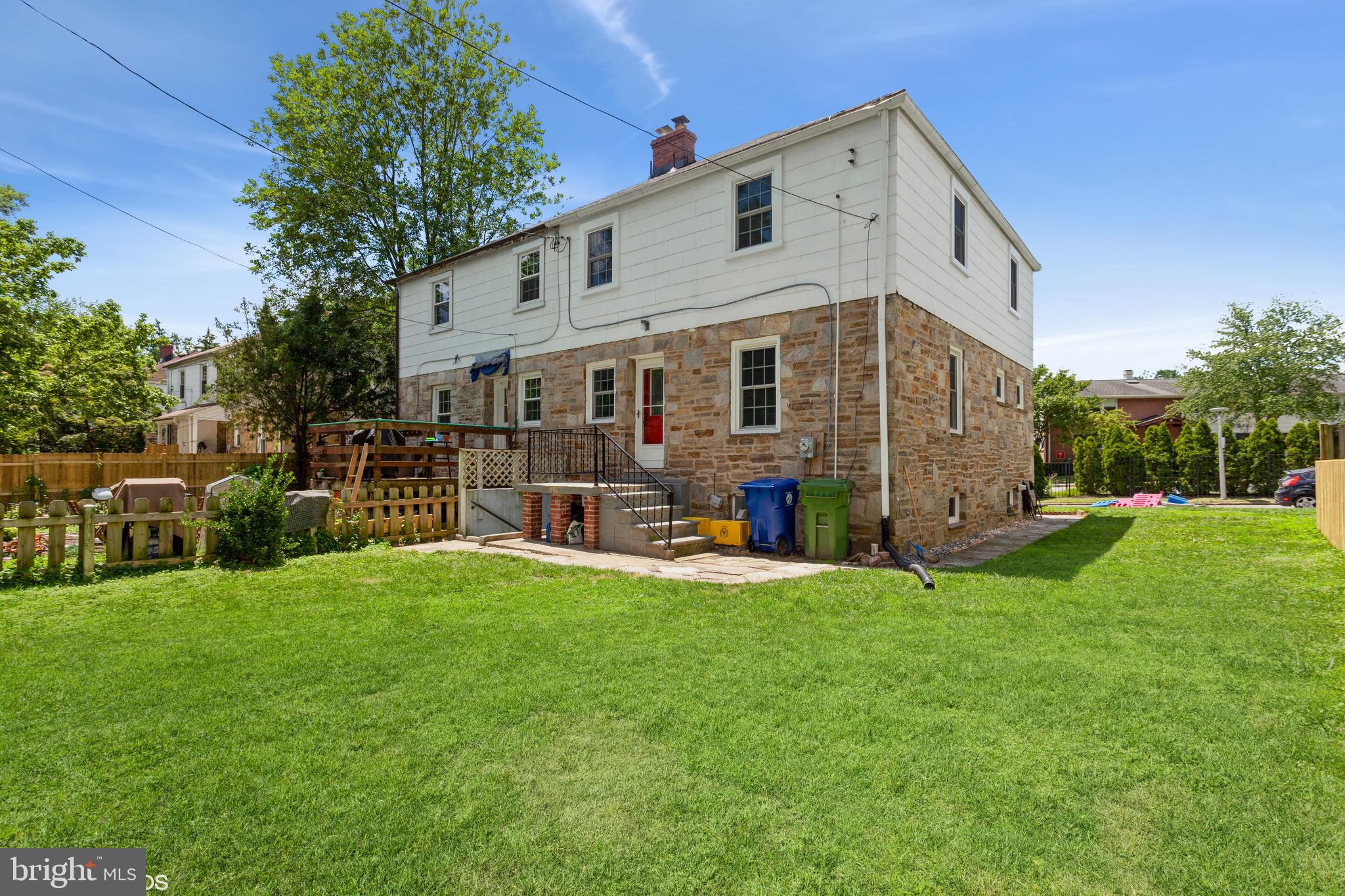 5111 Underwood Road Baltimore, MD 21212 - Photo 31 of 33 Backyard