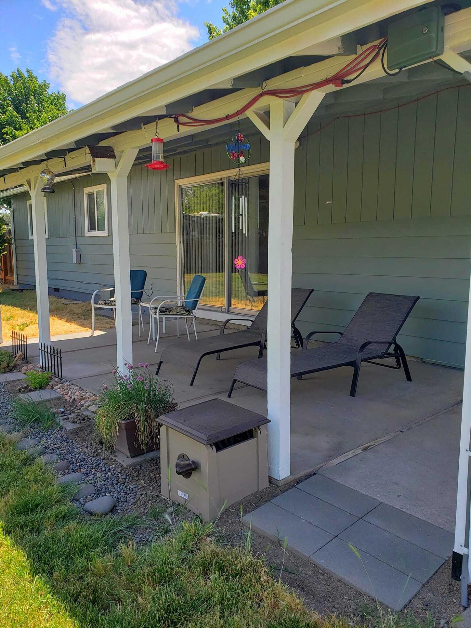 3264 Hanley Road Central Point, OR 97502 - Photo 16 of 22 447016125_10229734724611425_246205291081