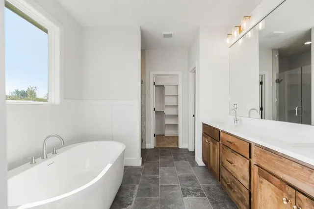 $629,784 | 12541 Hedge Court, Olathe, KS 66061