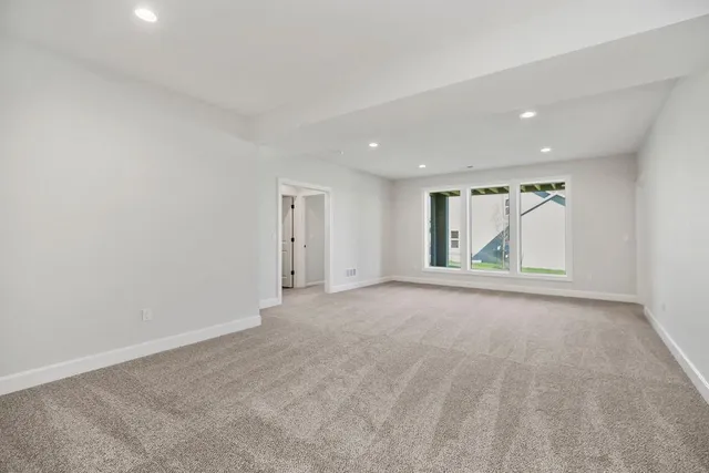 $629,784 | 12541 Hedge Court, Olathe, KS 66061