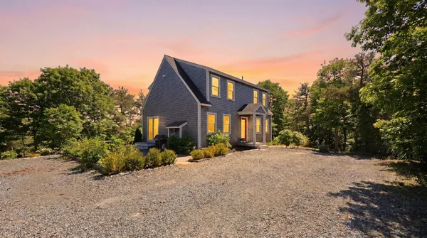 $889,000 | 3 Union Field Road, Truro, MA 02666