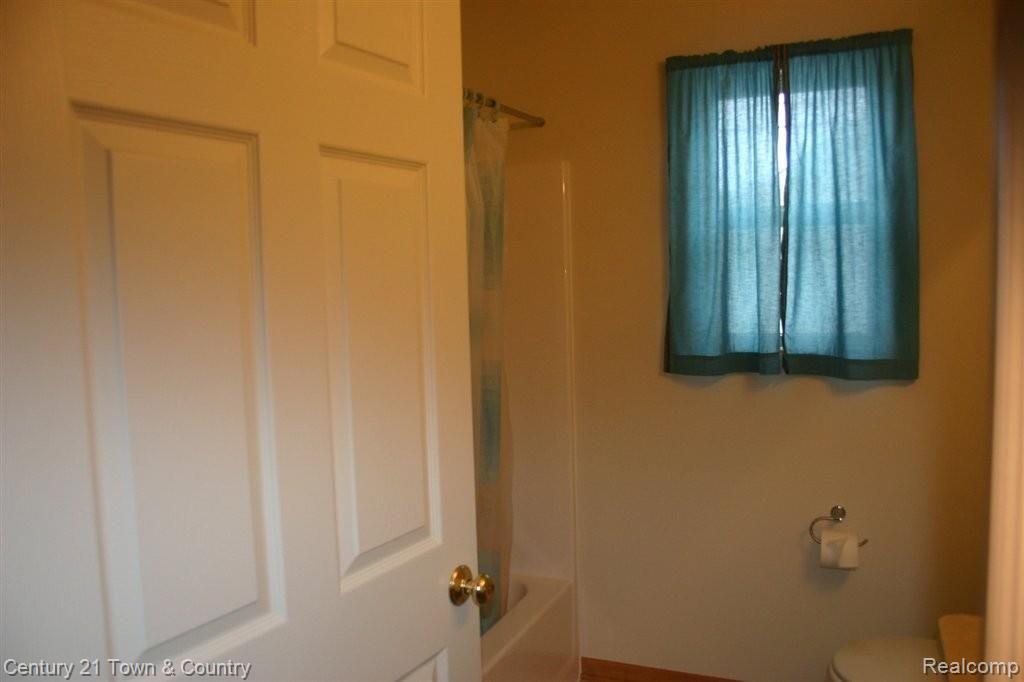 565 Stone Ridge Court Almont, MI 48003 - Photo 15 of 25 IMG_0019.JPG