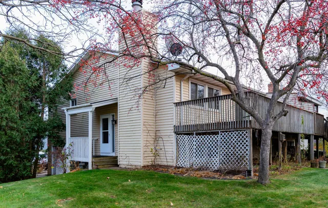 $289,900 | 4575 Horizon Circle, Eagan, MN 55123