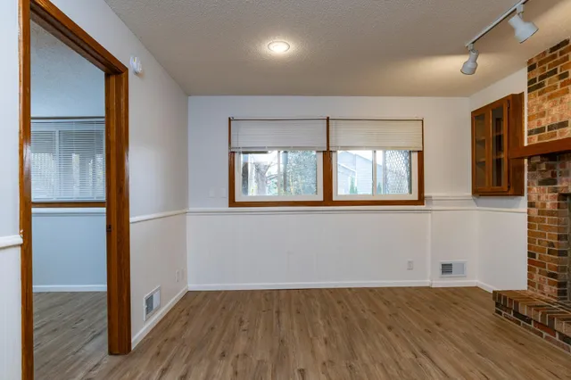 $289,900 | 4575 Horizon Circle, Eagan, MN 55123