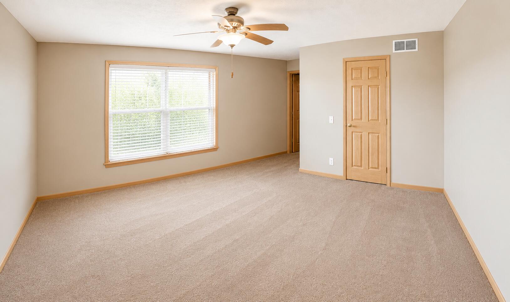 235 Iowa Colony Road Hollister, MO 65672 - Photo 31 of 68 Master Suite
