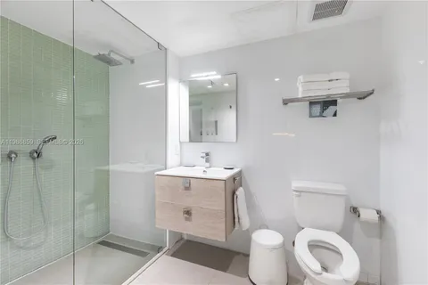 $280,000 | 1215 West Avenue, Unit 402, Miami Beach, FL 33139