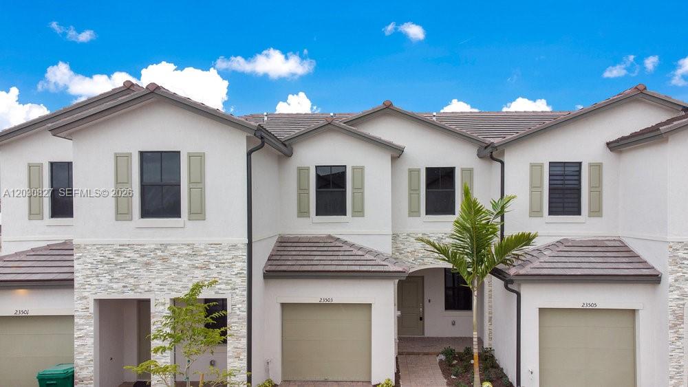 23503 Southwest 129th Path, Unit 23503 Homestead, FL 33032 - Photo 2 of 24