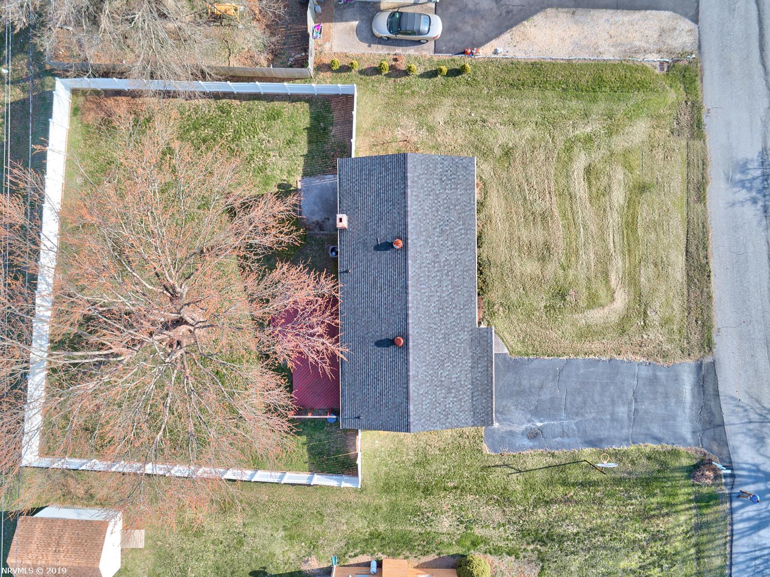 7737 Brandon Road Radford, VA 24141 - Photo 27 of 58 Gallery Image 27