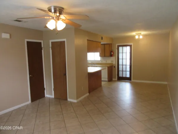 $1,025 | 830 West Street, Panama City, FL 32404