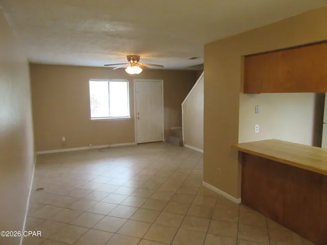 $1,095 | 830 West Street, Panama City, FL 32404