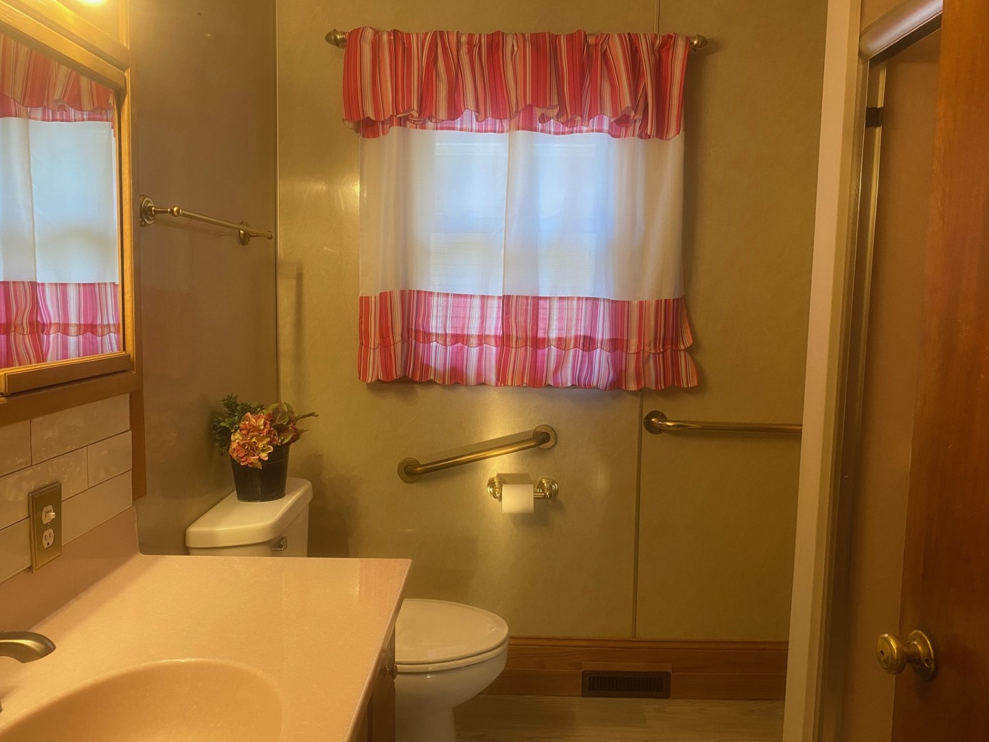 108 West 6th Street Spring Valley, IL 61362 - Photo 5 of 22