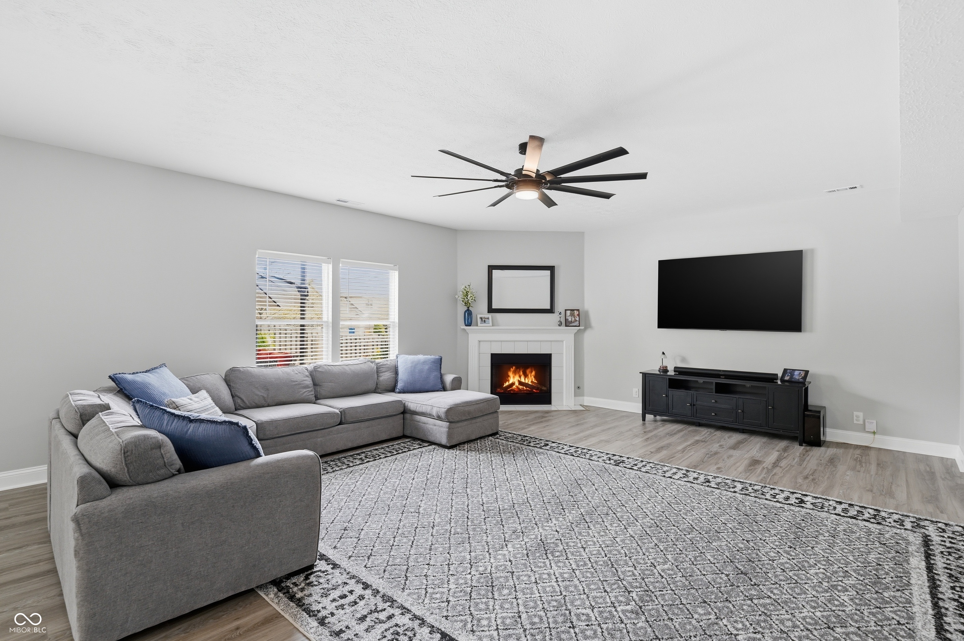 11093 Ragsdale Place Fishers, IN 46037 - Photo 6 of 47