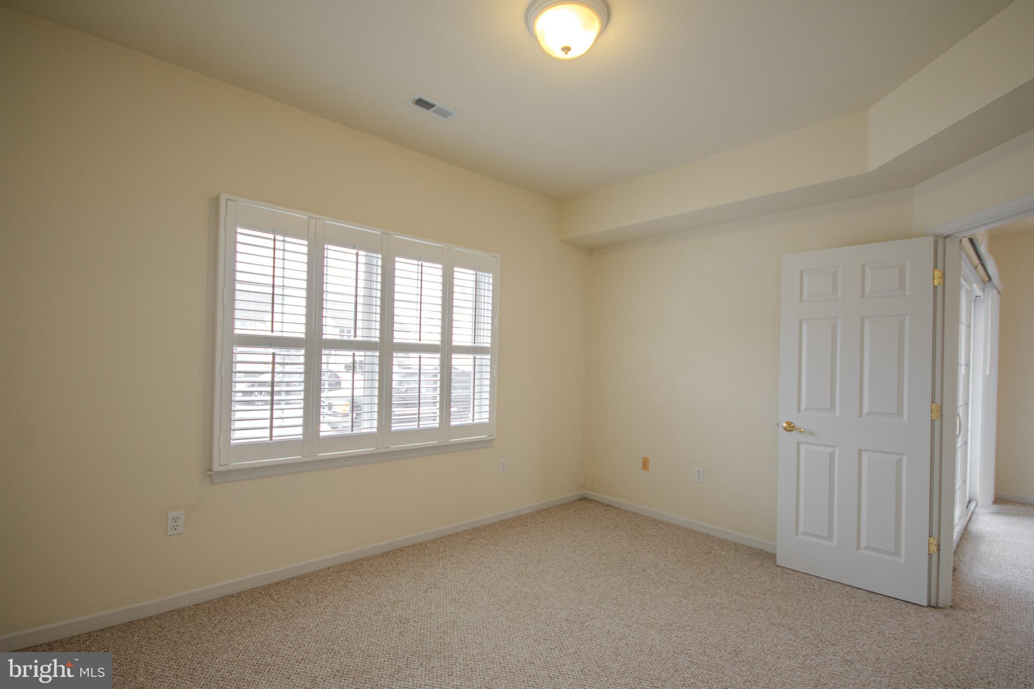 112 B Sunset Circle, Unit 112B Crisfield, MD 21817 - Photo 14 of 54