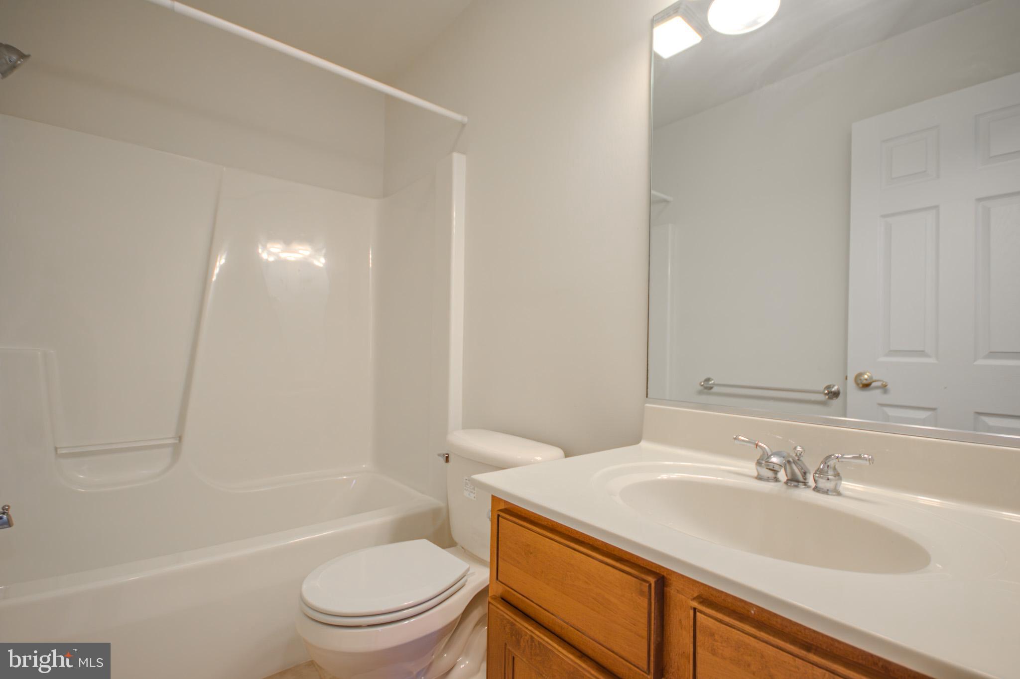 112 B Sunset Circle, Unit 112B Crisfield, MD 21817 - Photo 29 of 54