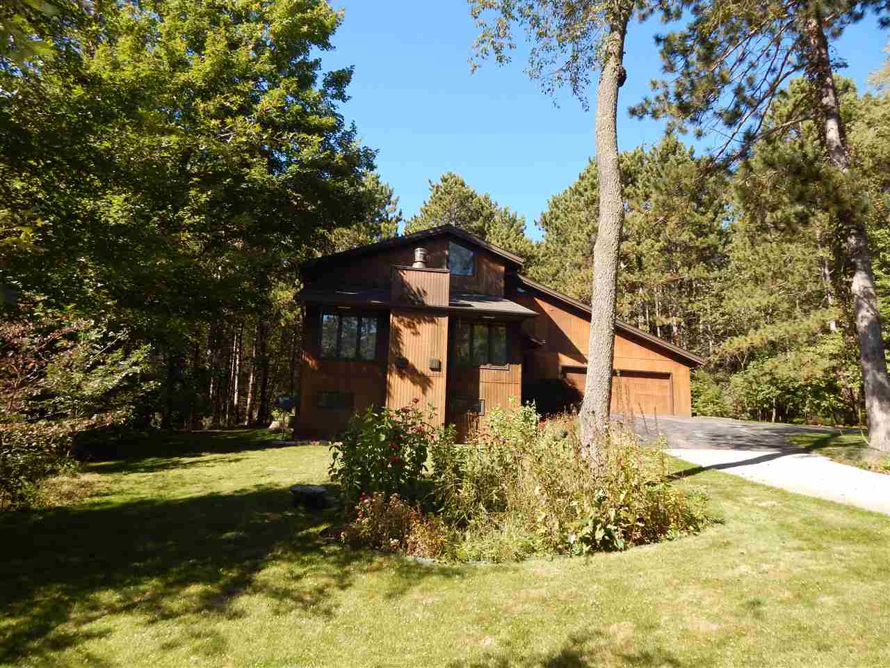 210 Lovesee Road Roscoe, IL 61073 - Photo 1 of 25 a view of a house with a yard