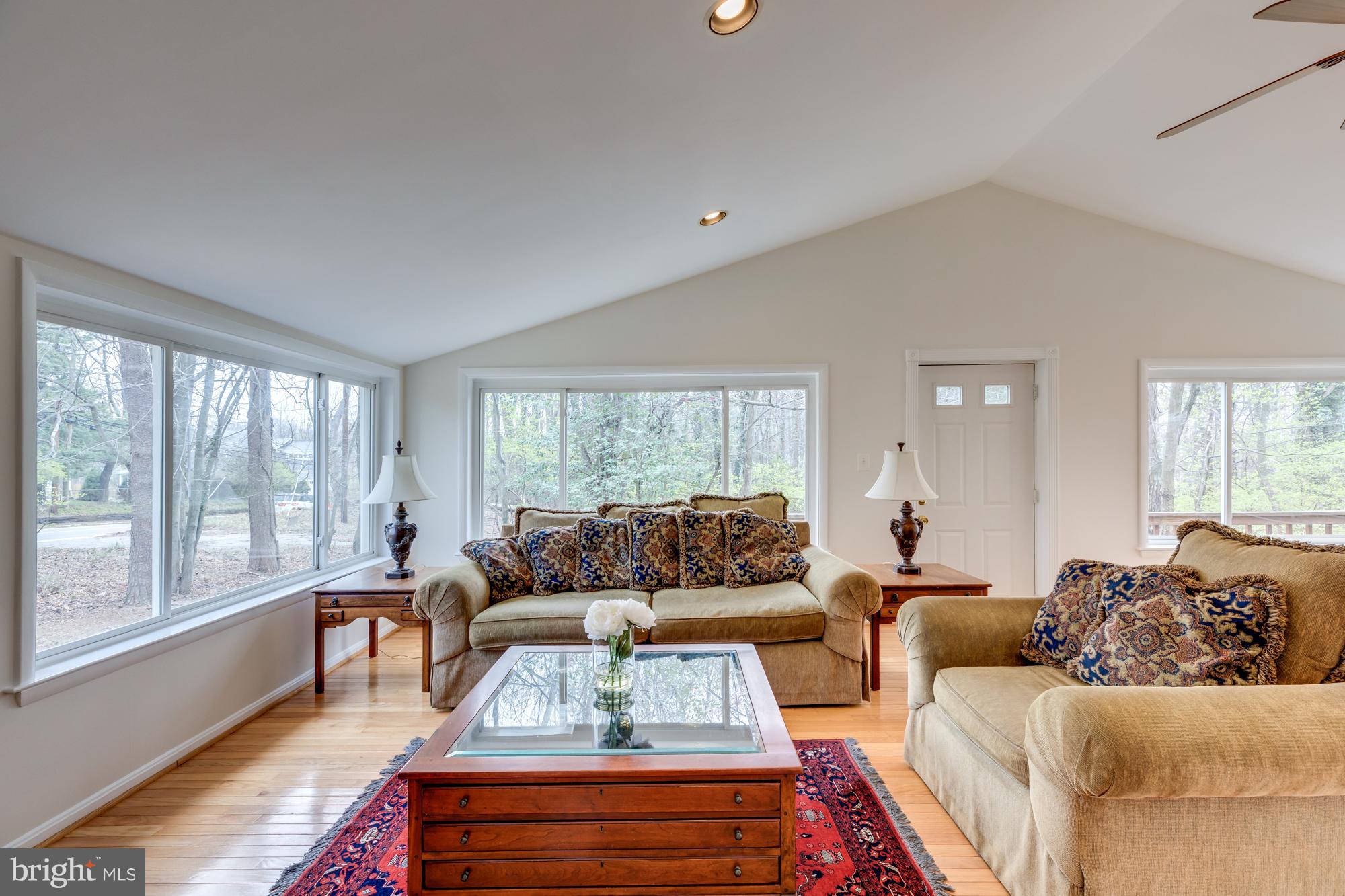 440 Beulah Road Vienna, VA 22180 - Photo 7 of 28 Bright Family Room