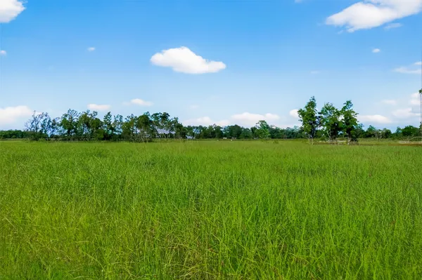 $200,000 | 811 County Road 164, Boling, TX 77420
