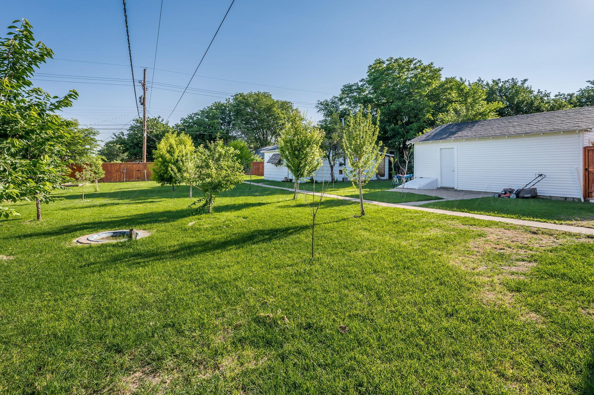 4204 Gem Lake Road Amarillo, TX 79106 - Photo 20 of 24 Back Yard