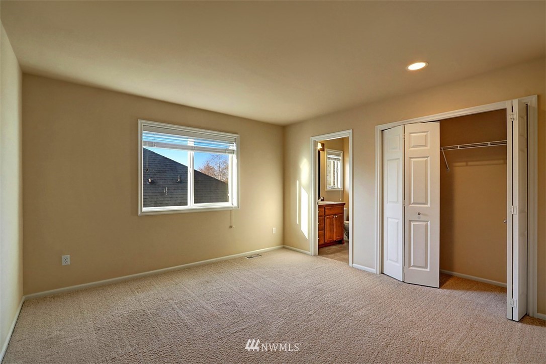 4201 221st Place Southeast Bothell, WA 98021 - Photo 12 of 19