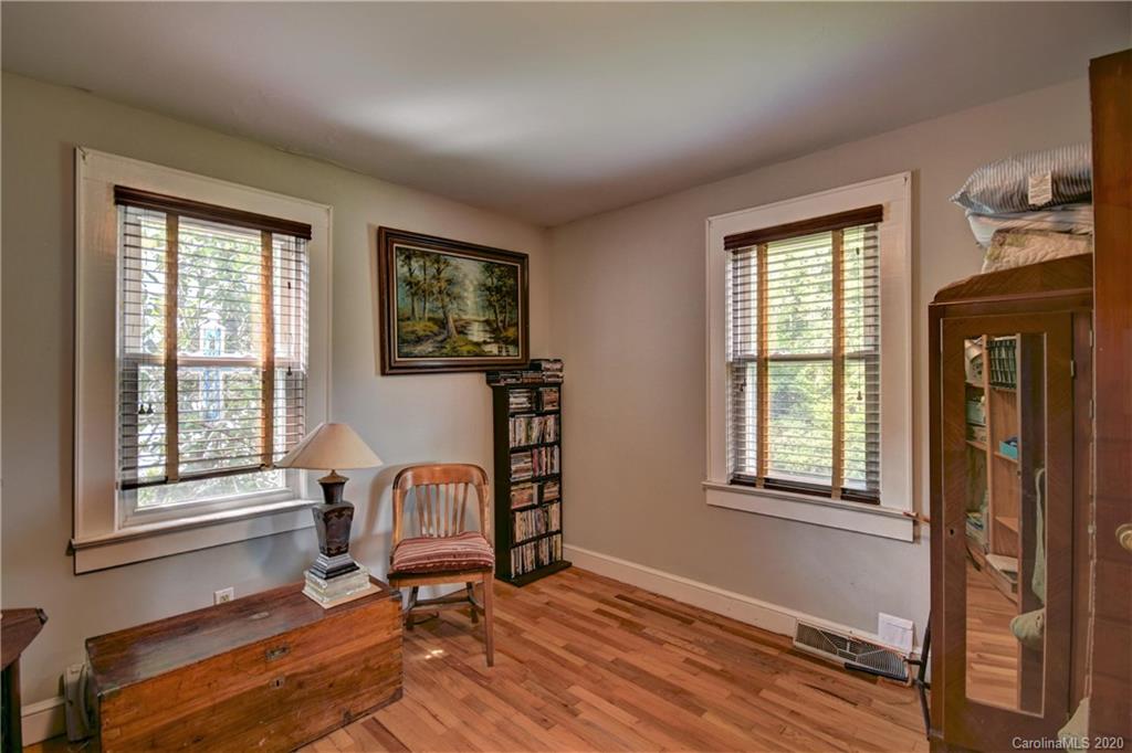 5100 Dutch Cove Road Canton, NC 28716 - Photo 30 of 40