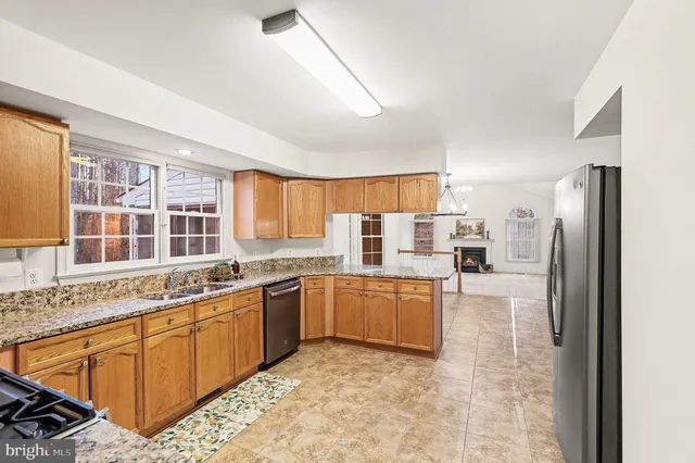 $605,000 | 12 Bedford Court, Fredericksburg, VA 22406