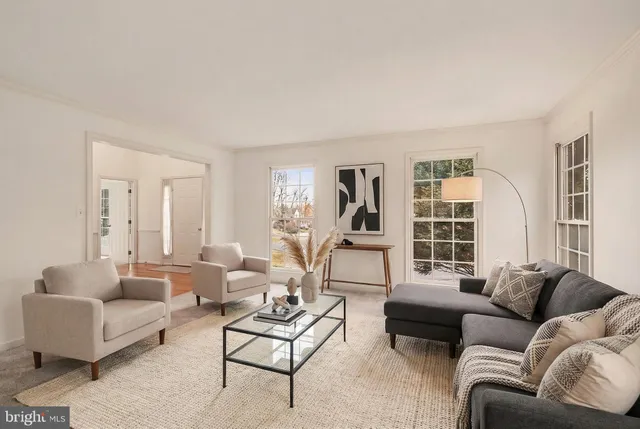 $605,000 | 12 Bedford Court, Fredericksburg, VA 22406