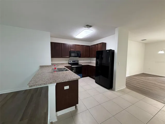 $2,200 | 10212 Hawk Storm Avenue, Tampa, FL 33610