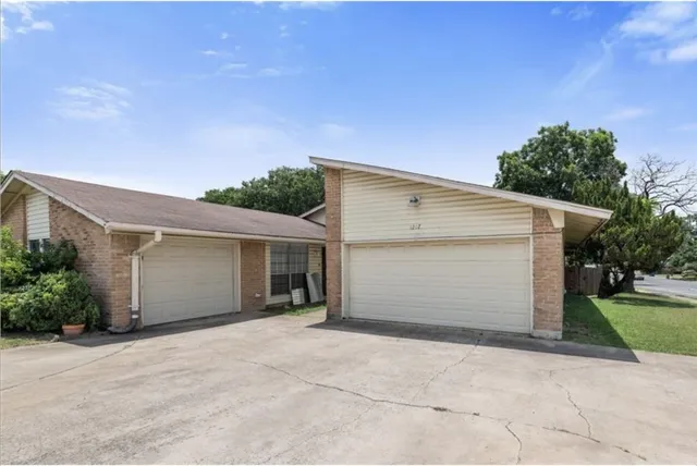 $429,900 | 1207 West Rundberg Lane, Austin, TX 78758