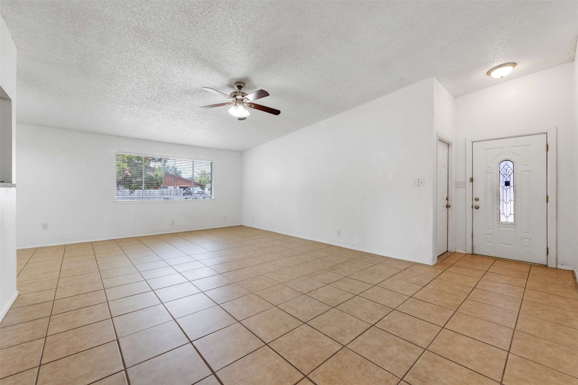 1207 West Rundberg Lane Austin, TX 78758 - Photo 3 of 34