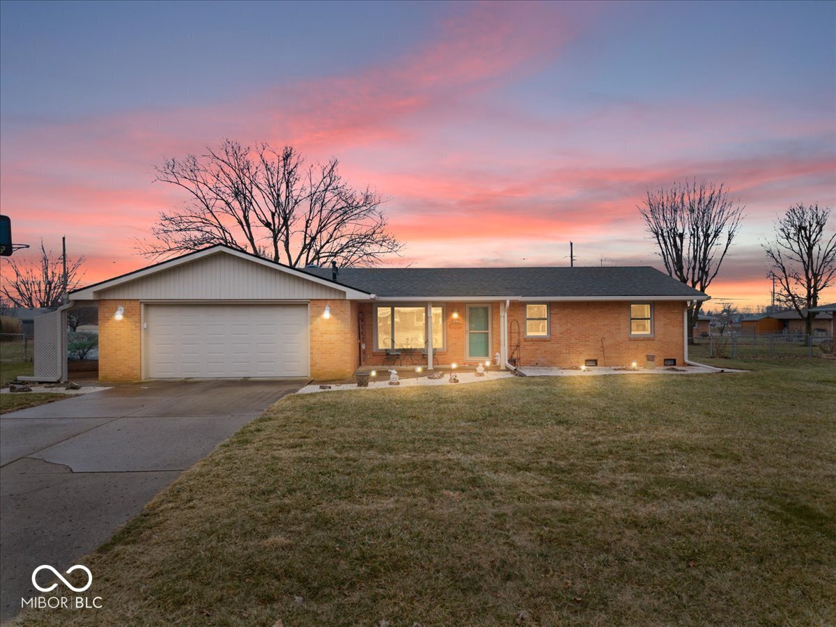 807 Church Street Anderson, IN 46013 - Photo 1 of 26