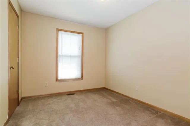 $1,900 | 8637 North Capitol Avenue, Kansas City, MO 64153